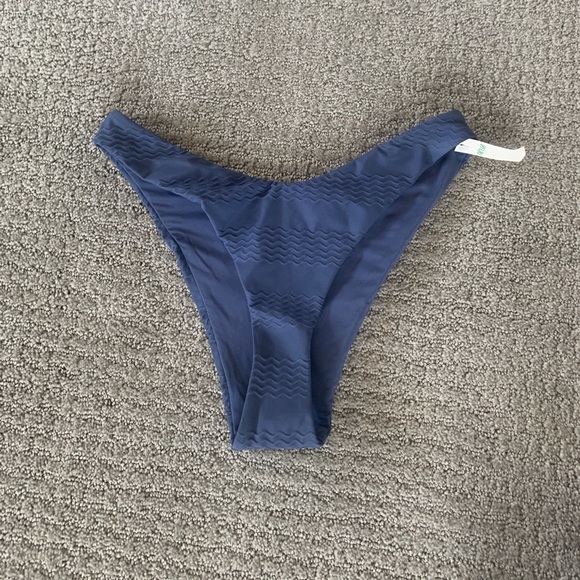 Aerie jacquard bikini bottoms - Picture 3 of 5